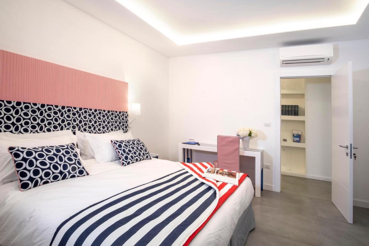 Yourhome - Unica Luxury Apartment Castellammare di Stabia Eksteriør billede